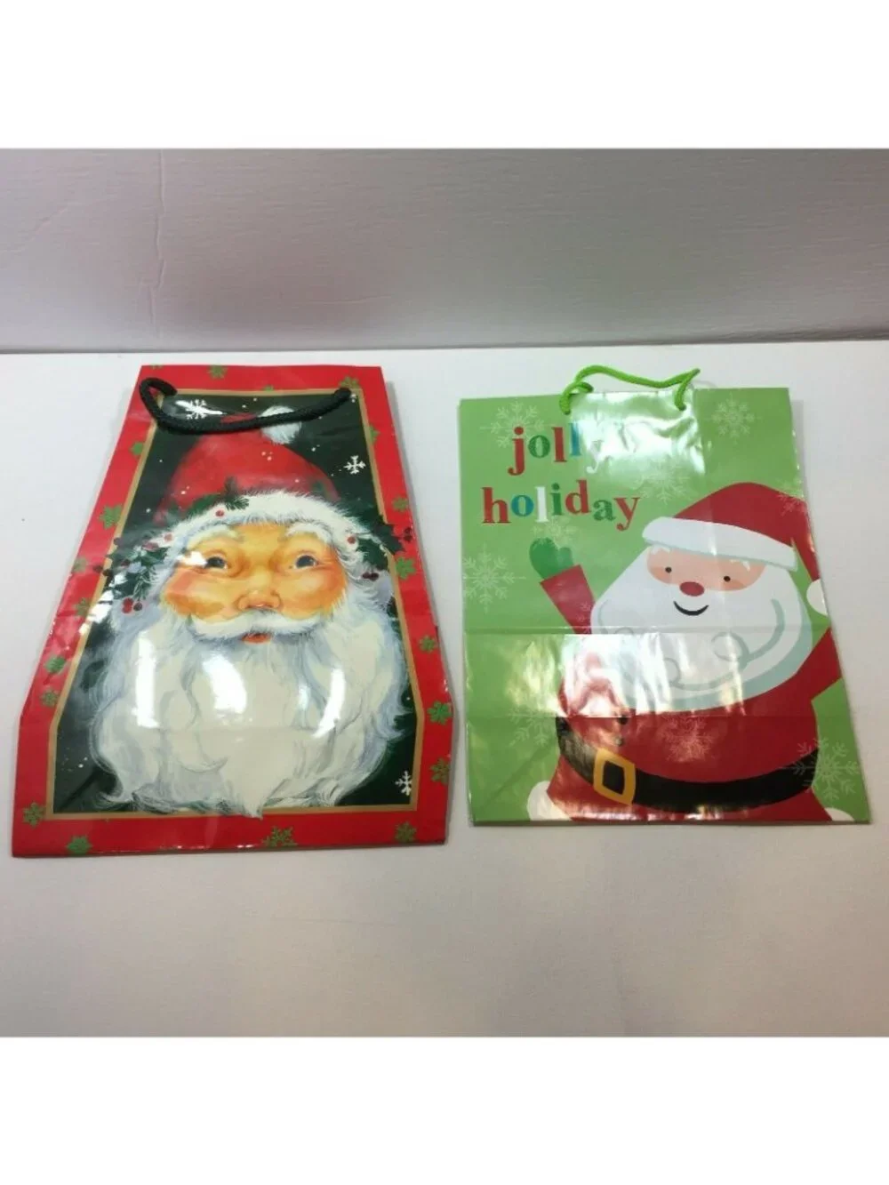 Christmas Holiday Gift Bag 57 Gift Tag Stickers Red Green Santa Jolly Tree